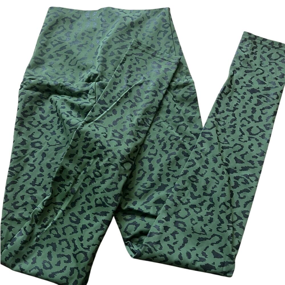 Emily Hsu Designs Leopard Print High Rise Leggings
